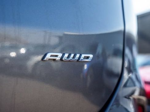Used 2024 Ford Edge Titanium AWD/4WD image 11