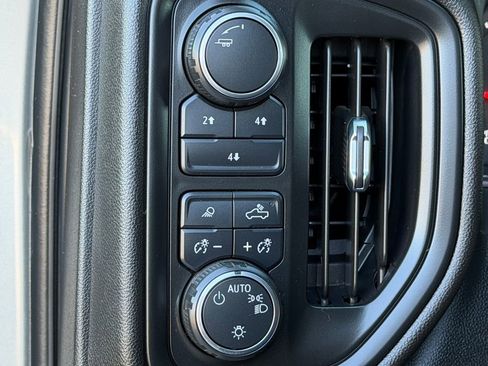 Used 2024 Chevrolet Silverado 3500 W/T image 24