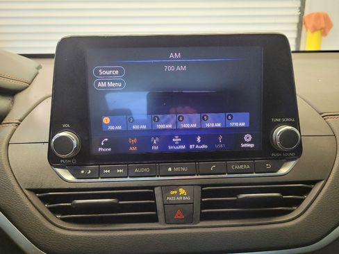 Used 2019 Nissan Altima 2.5 SR FWD image 25