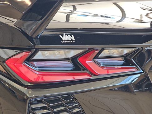 Certified 2024 Chevrolet Corvette Stingray Premium Cpe image 38