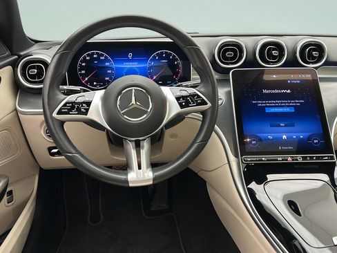 Used 2025 Mercedes-Benz C 300 4MATIC Sedan image 11
