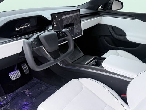 Used 2023 Tesla Model S Plaid AWD/4WD image 20