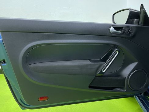 Used 2017 Volkswagen Beetle 1.8T Classic image 15