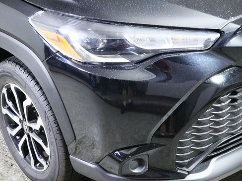 Used 2024 Toyota Corolla Cross AWD Hybrid image 16