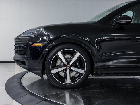 New 2026 Porsche Cayenne S AWD/4WD image 11