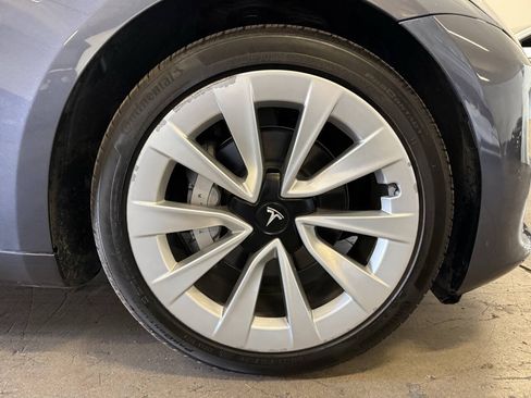 Used 2023 Tesla Model 3 Standard Range RWD image 31