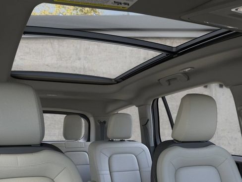 New 2026 Lincoln Aviator Reserve w/ Jet Appearance Package AWD/4WD image 22