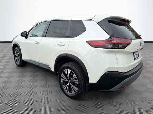 Used 2023 Nissan Rogue SV FWD image 5