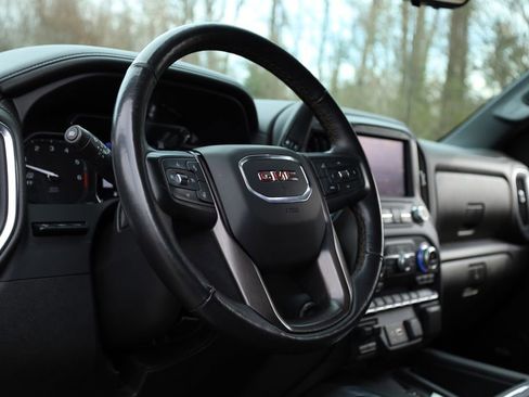 Used 2021 GMC Sierra 1500 AT4 w/ AT4 Value Package image 8