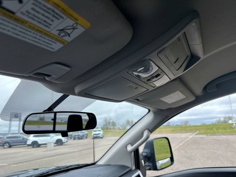 Used 2017 Nissan Titan SV AWD/4WD image 63