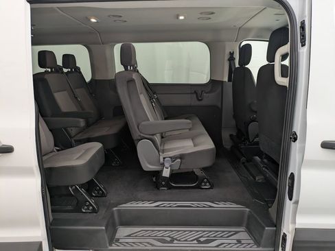 Used 2024 Ford Transit 350 XLT RWD image 4
