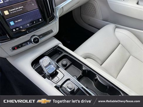 Used 2023 Volvo S90 B6 Ultimate image 18