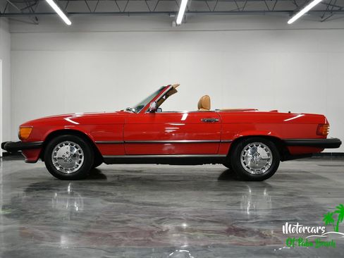 Used 1987 Mercedes-Benz 560 SL image 7