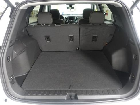 Used 2023 Chevrolet Equinox LT FWD image 21