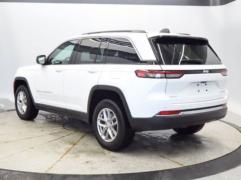 Certified 2024 Jeep Grand Cherokee Laredo X w/ Luxury Tech Group I image 3