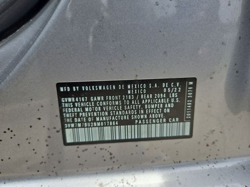 Used 2022 Volkswagen Jetta SE w/ Panoramic Sunroof Package FWD image 34