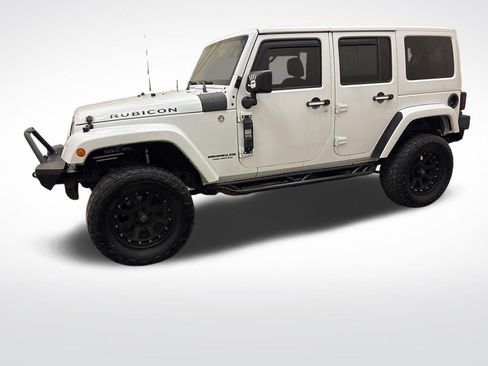 Used 2015 Jeep Wrangler Unlimited Rubicon w/ Dual Top Group image 9