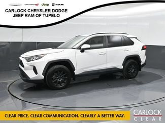Used 2021 Toyota RAV4 LE AWD/4WD video 1
