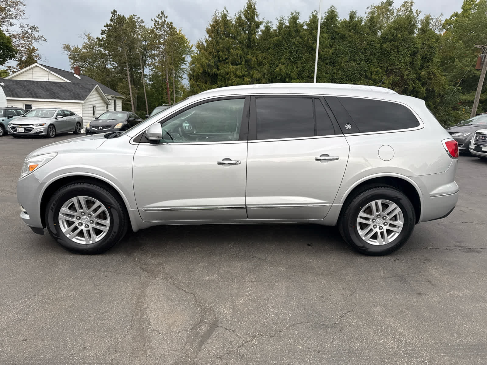 Used 2014 Buick Enclave Convenience AWD/4WD image 6