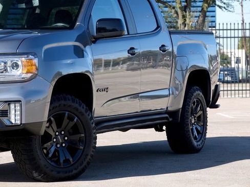 Used 2022 GMC Canyon AT4 image 11
