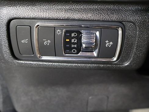 Used 2022 Lincoln Corsair Reserve w/ Elements Package image 35