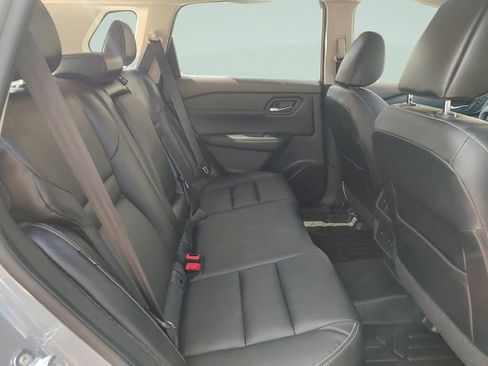Used 2022 Nissan Rogue SL FWD image 30