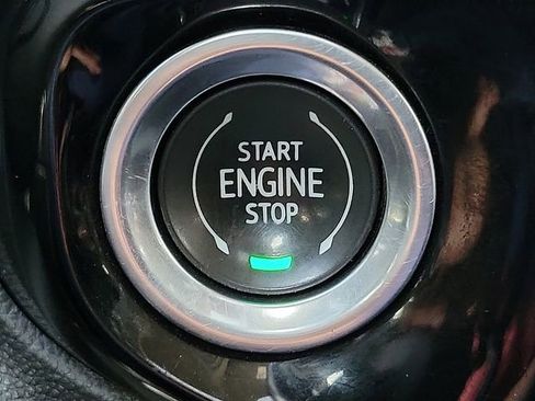 Used 2024 Chevrolet Silverado 1500 LT w/ Z71 Off-Road Package image 17