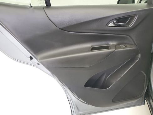 Used 2023 Chevrolet Equinox LT FWD image 16