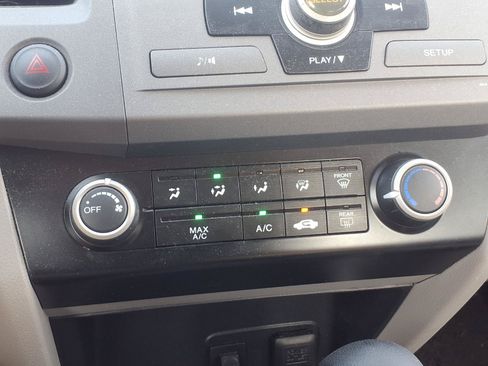 Used 2012 Honda Civic LX image 9
