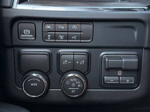 New 2026 Chevrolet Tahoe Premier image 19