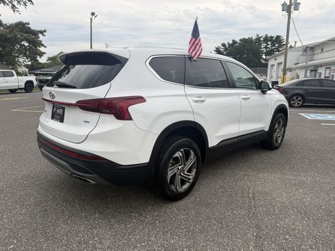 Used 2023 Hyundai Santa Fe SE AWD/4WD image 3