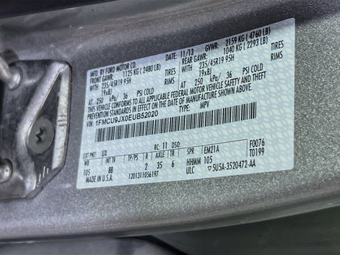 Used 2014 Ford Escape Titanium w/ Equipment Group 401A AWD/4WD image 32
