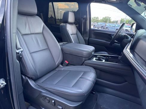 Used 2025 Chevrolet Tahoe RST w/ RST Capability Package AWD/4WD image 25