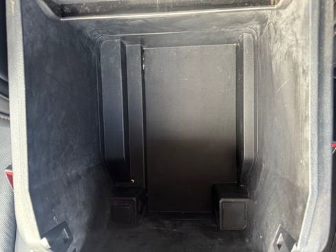 Used 2022 Ford F350 Platinum w/ FX4 Off-Road Package image 32