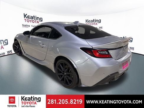 Used 2023 Toyota GR86 Premium image 5