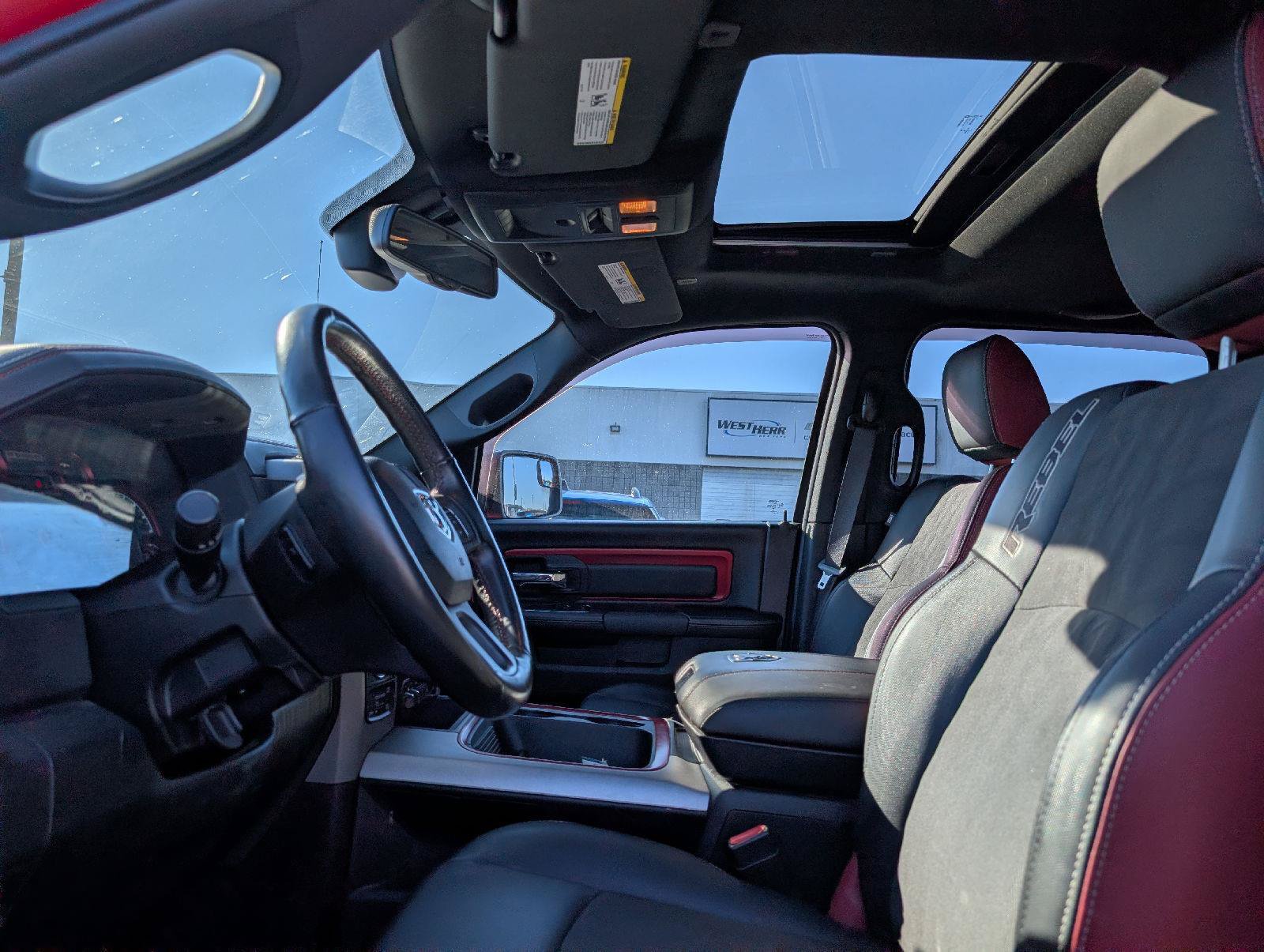 Used 2017 RAM 1500 Rebel w/ Luxury Group AWD/4WD image 8