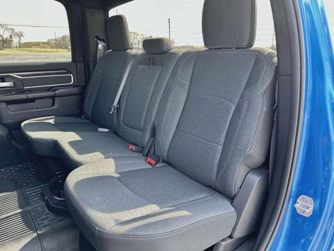 Used 2020 RAM 2500 Big Horn w/ Level 1 Equipment Group AWD/4WD image 19
