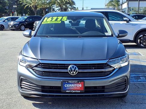 Used 2024 Volkswagen Jetta S image 8