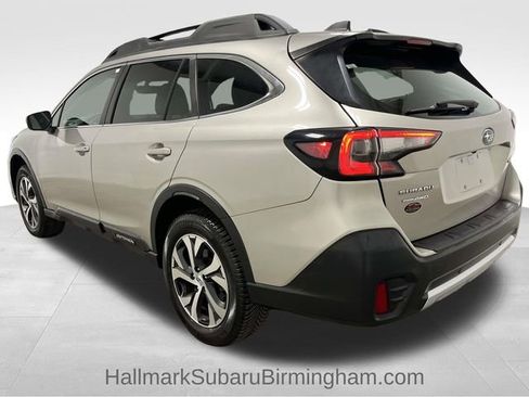 Used 2020 Subaru Outback Limited image 4