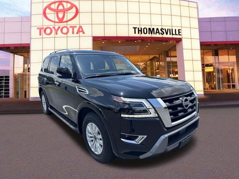 Used 2024 Nissan Armada SV AWD/4WD image 3