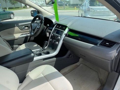 Used 2011 Ford Edge SE w/ 101A Rapid Spec Order Code FWD image 12