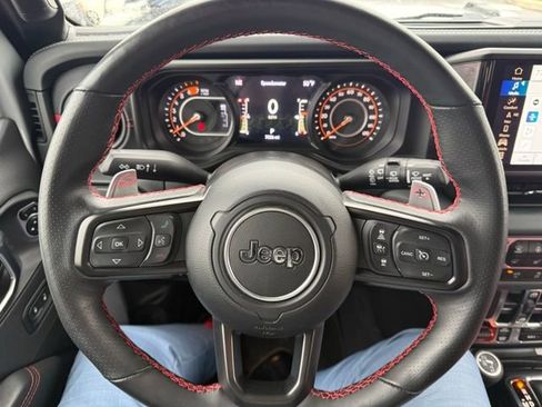 Used 2024 Jeep Wrangler Unlimited Rubicon 392 image 16