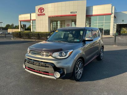 Used 2017 Kia Soul ! w/ Tech Package
