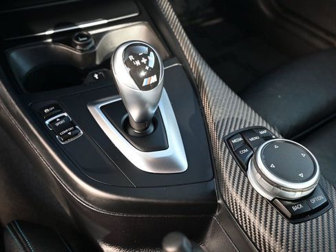 Used 2017 BMW M2 image 15
