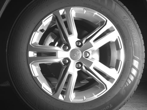 Used 2024 GMC Terrain SLE FWD image 17