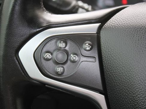 Used 2023 Chevrolet Traverse LT FWD image 26