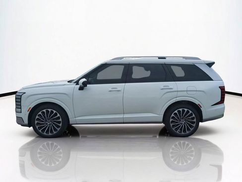 New 2027 Hyundai Palisade Calligraphy FWD image 8