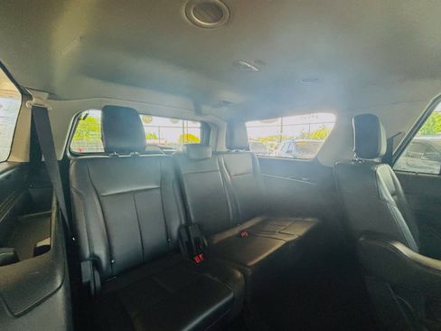 Used 2024 Ford Expedition Max XLT AWD/4WD image 33