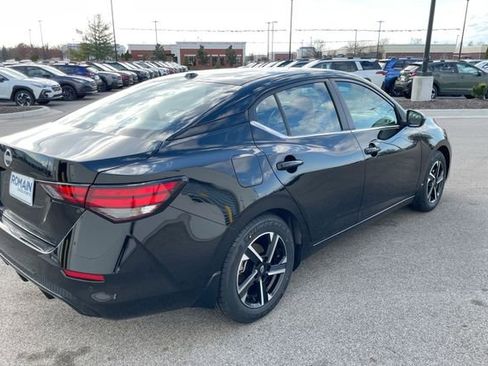 Used 2025 Nissan Sentra SV w/ All-Weather Package image 5
