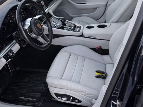 Used 2018 Porsche Panamera 4S image 4